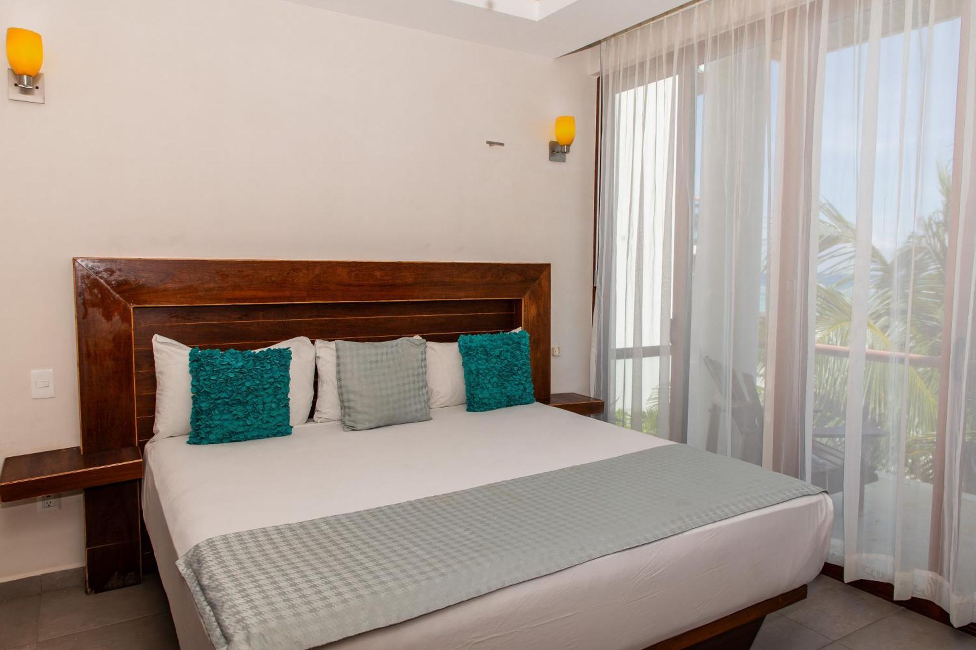 Aquastar Hotel & Apartments Махауаль Экстерьер фото