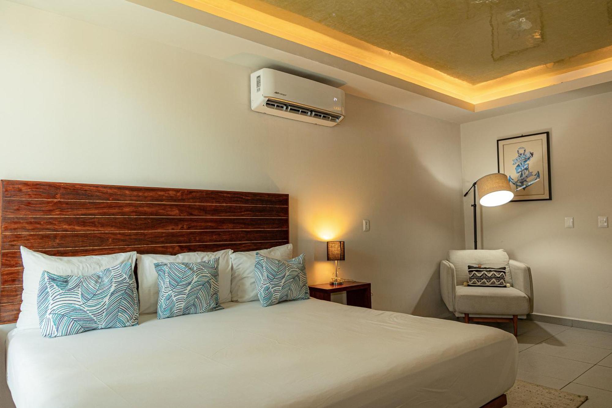 Aquastar Hotel & Apartments Махауаль Экстерьер фото